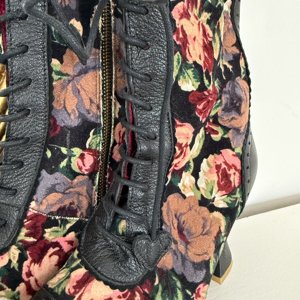 Irregular Choice Victorian style floral rose tapestry lace up bootie heels - Picture 10 of 13